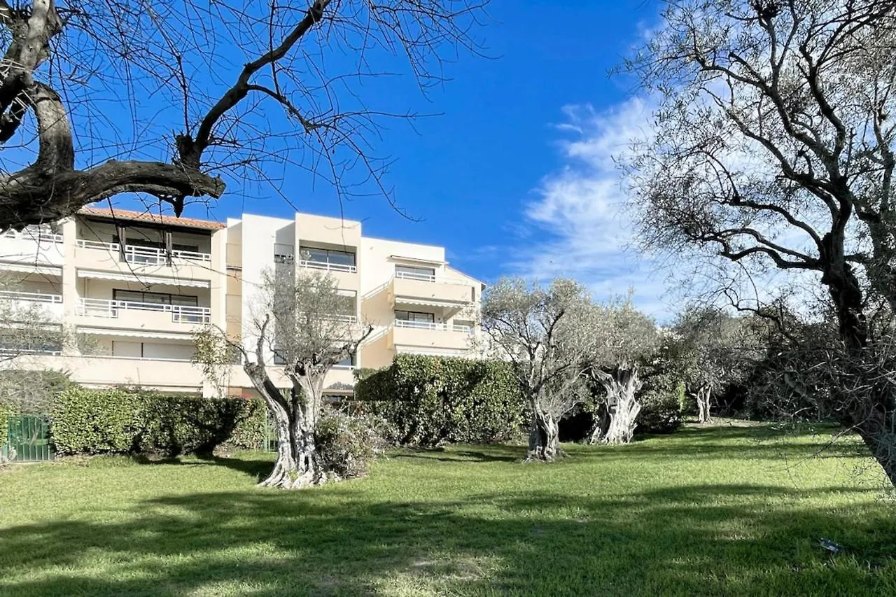 Appartement Graphique Welkeys Antibes 0*,  France
