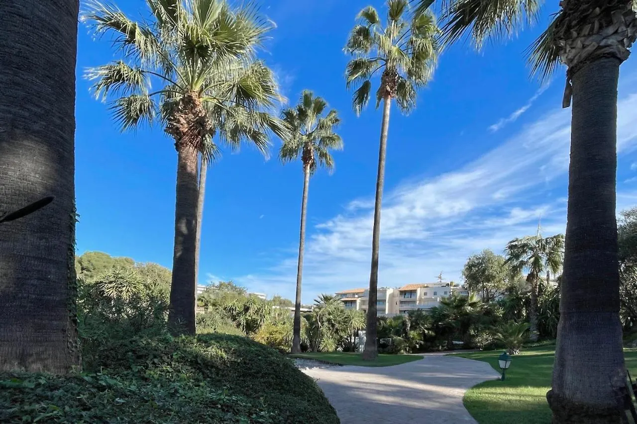 Apartment Appartement Graphique Welkeys Antibes France